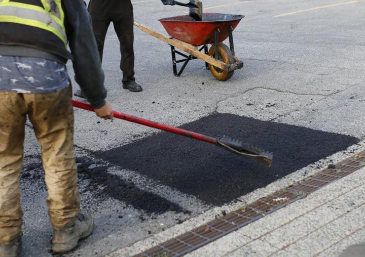 Asphalt crack repair Saint-Jérôme