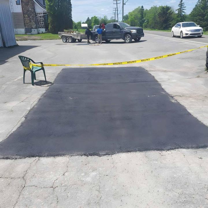 Experts en nivellement et en rectification de pentes d'asphalte Saint-Jérôme