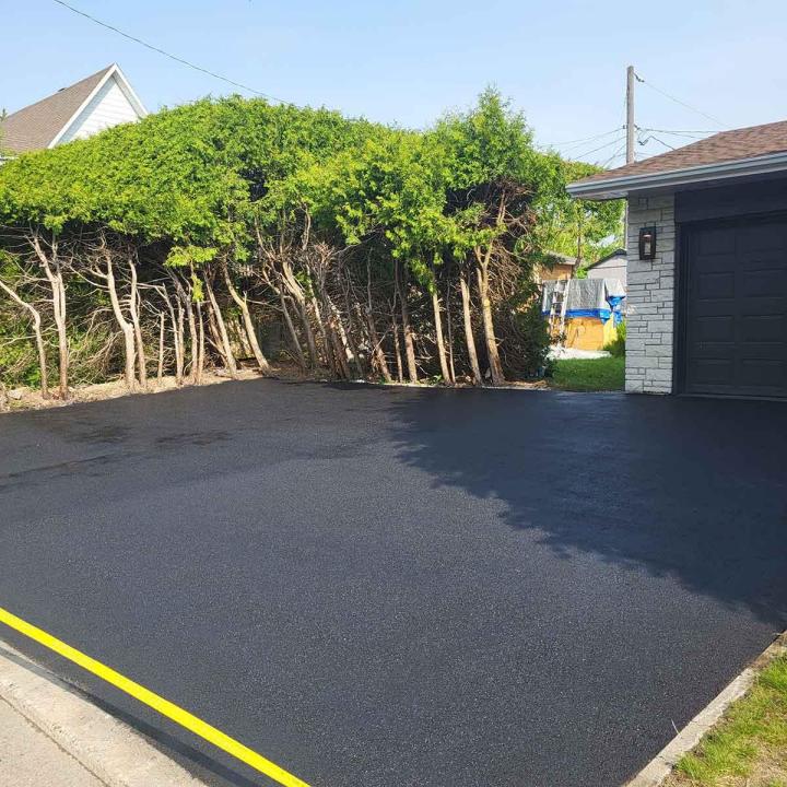 Resurfaçage asphalte Saint-Jérôme